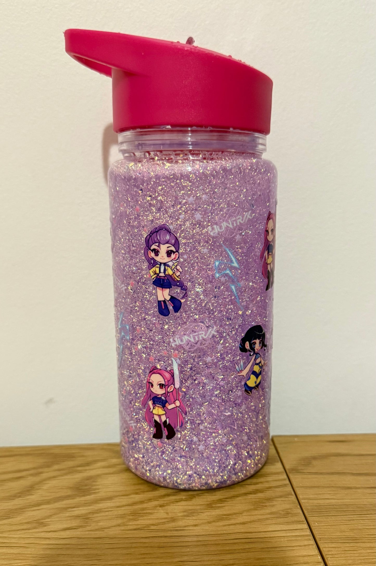 Huntrix Snowglobe Drink Bottle