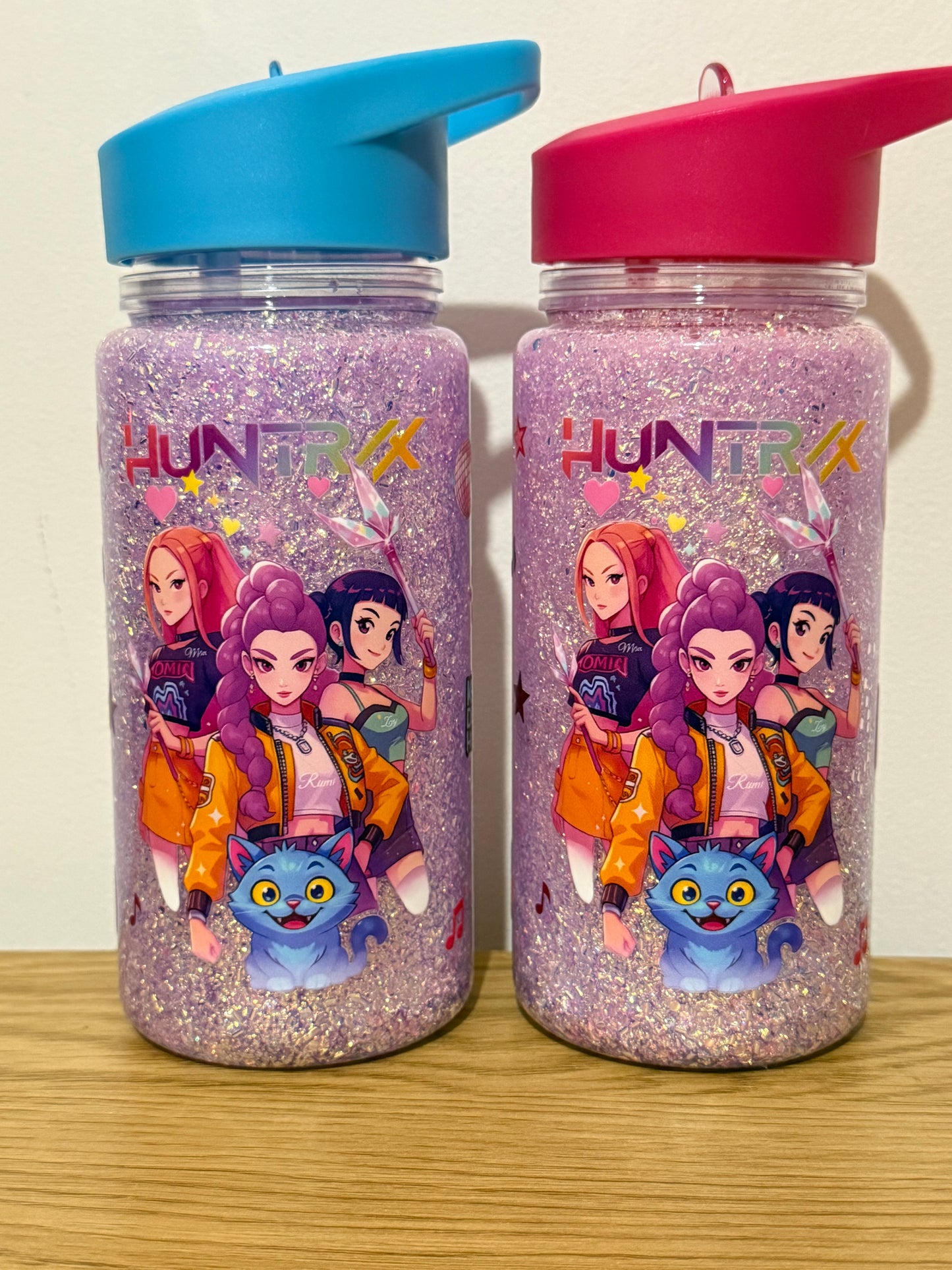 Huntrix Snowglobe Drink Bottle