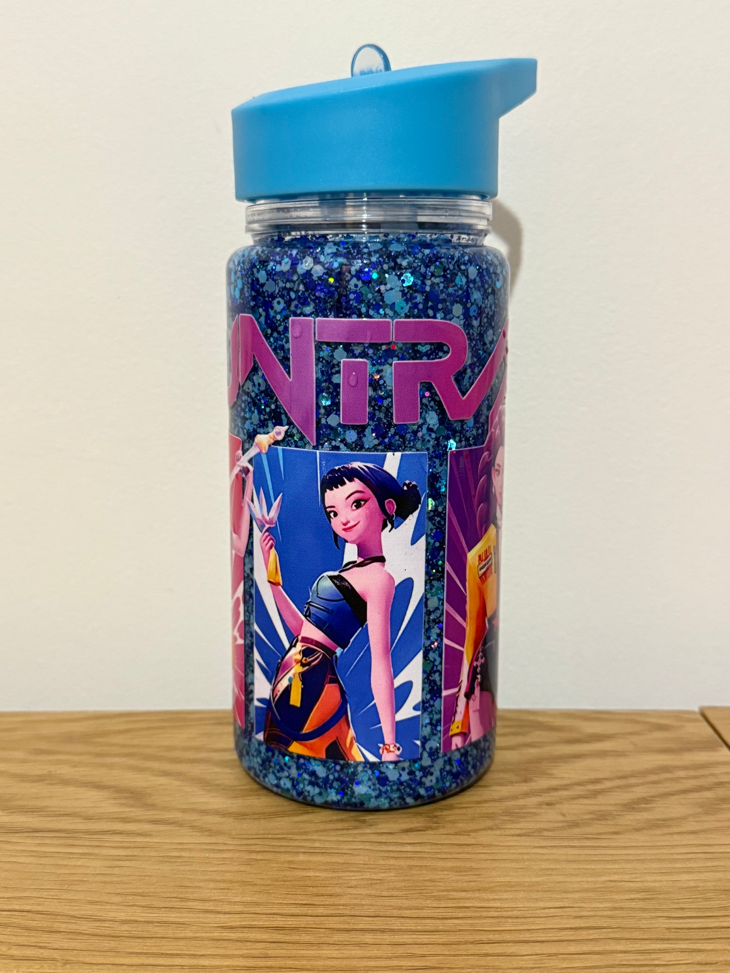 Huntrix Snowglobe Drink Bottle